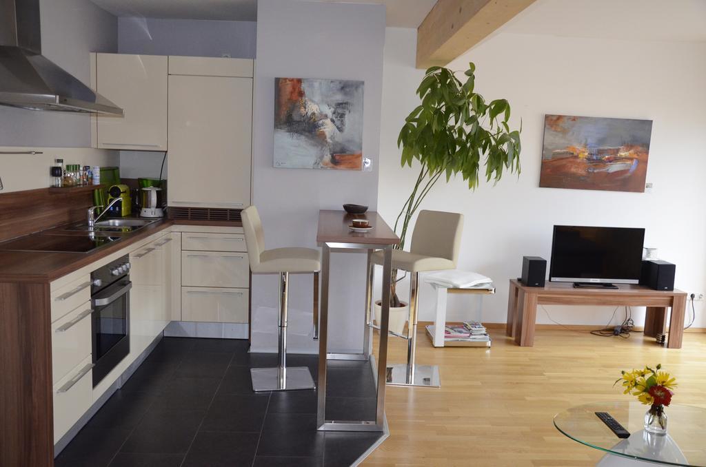 Apartment Mit Grossem Balkon Грац Экстерьер фото