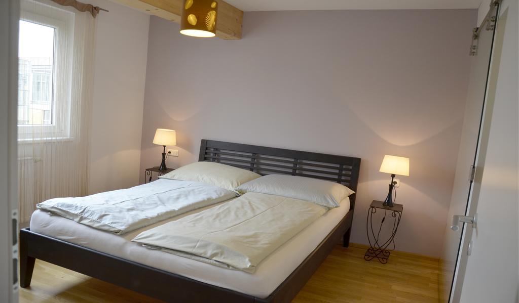 Apartment Mit Grossem Balkon Грац Экстерьер фото